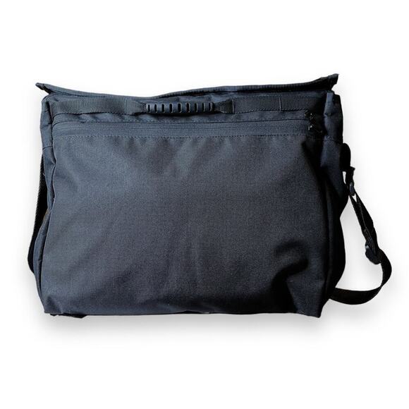 DADGEAR Courier Diaper Bag Messenger Crossbody Bag Black - Picture 4 of 13